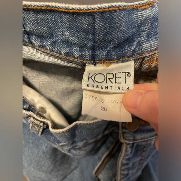 Koret Essentials High Waist Mom Jean Vintage 90s Straight Leg Medium Wash 32” - Picture 5 of 7